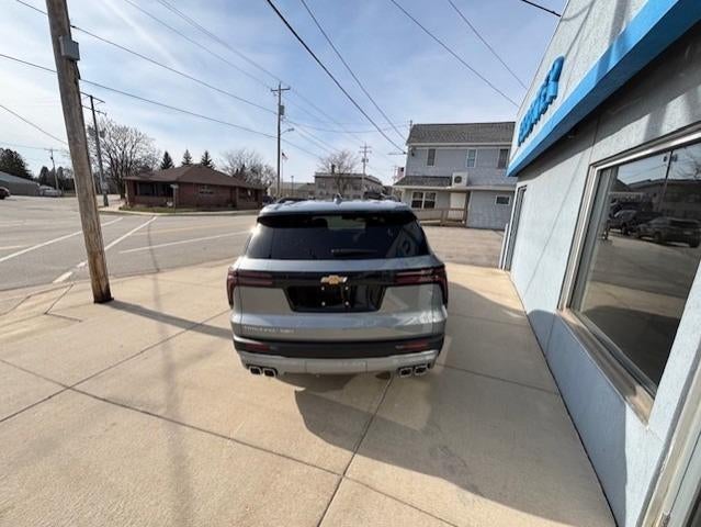 2026 Chevrolet Traverse AWD LT