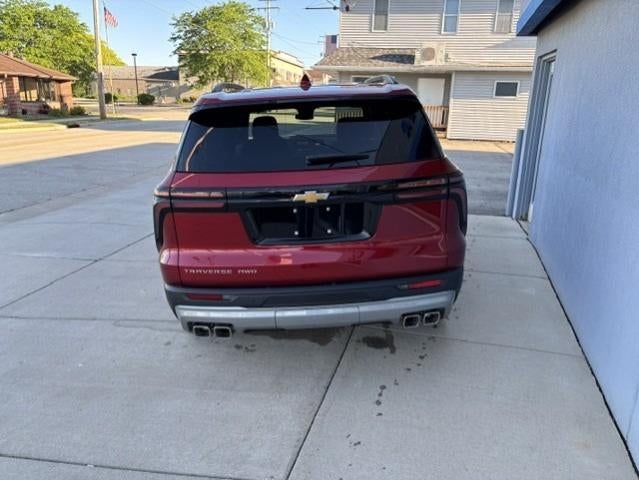 2026 Chevrolet Traverse AWD LT
