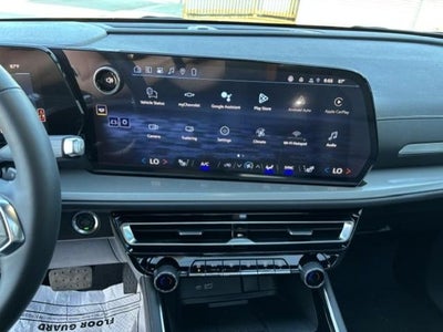 2026 Chevrolet Traverse AWD LT