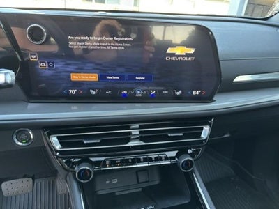 2027 Chevrolet Traverse AWD LT