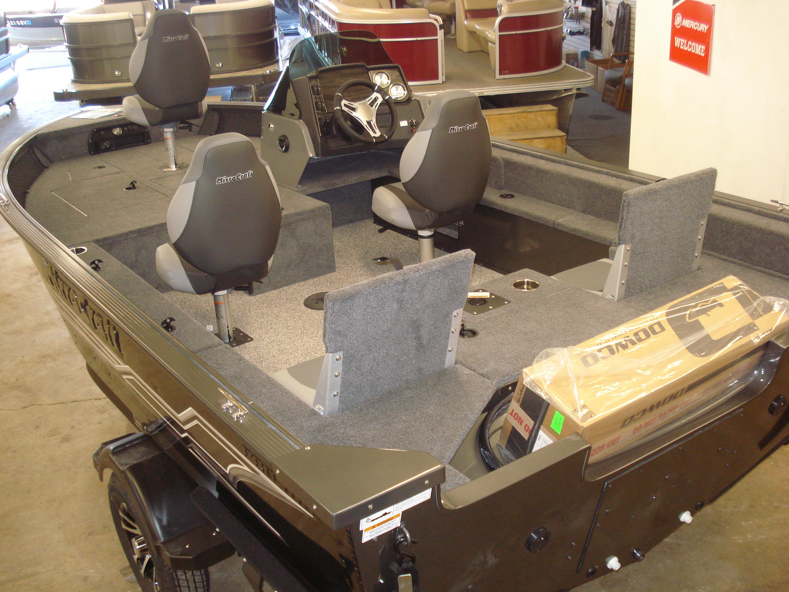 2025 MirroCraft 1771 Side Console Aggressor Pro MX 3