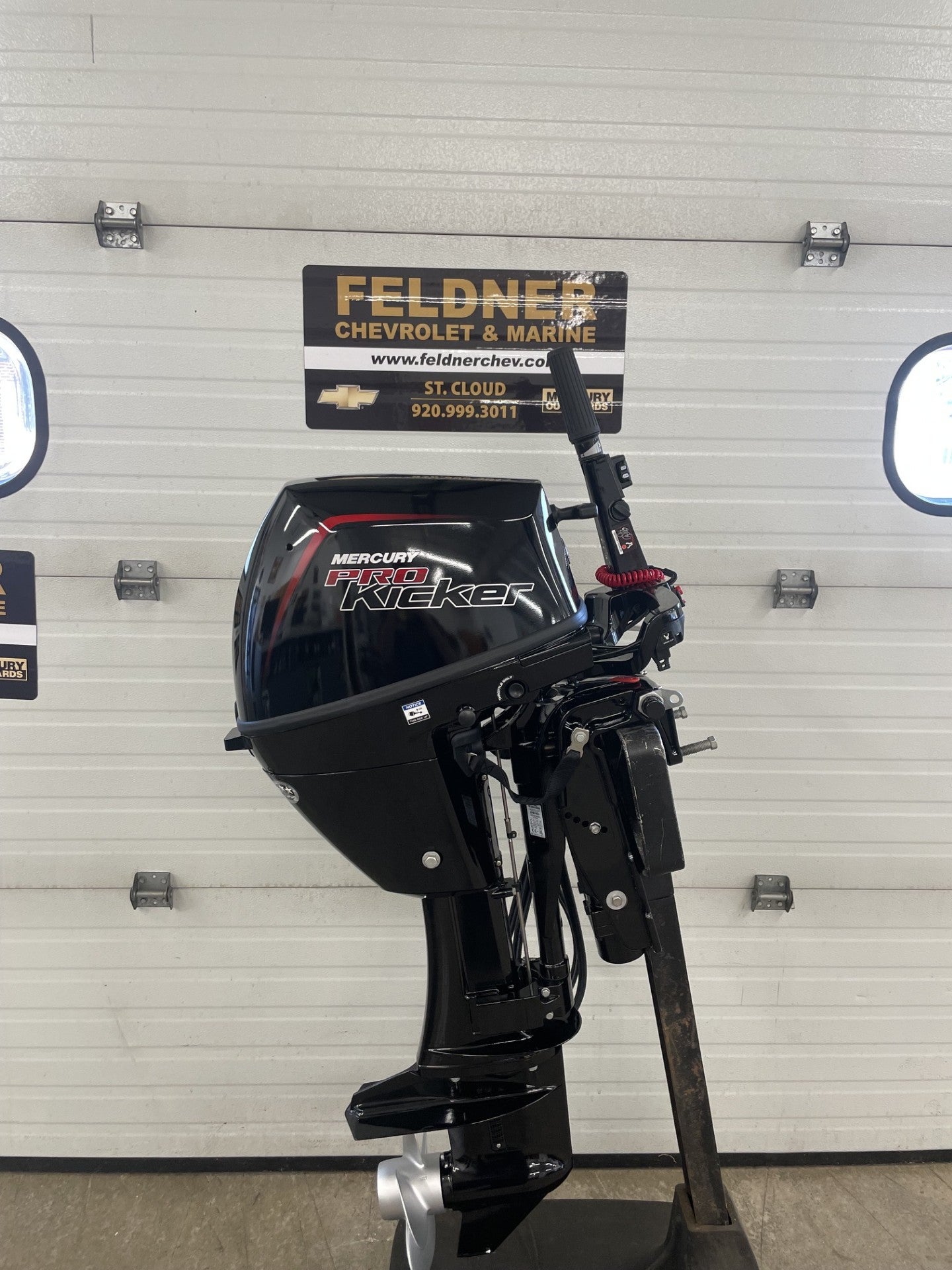 2027 Mercury 9.9 ELHPT CT EFI outboard motor front view